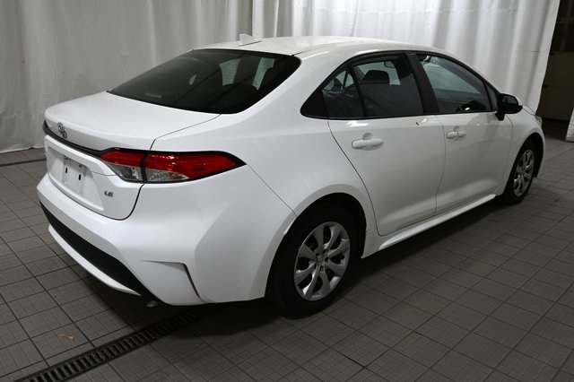 2022 Toyota Corolla LE photo 4