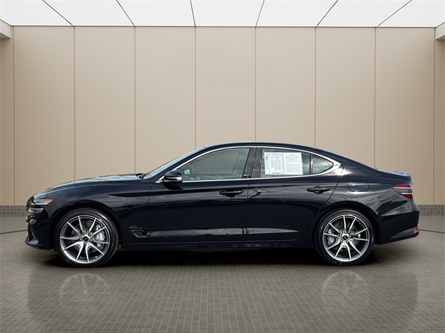 2026 Genesis G70 2.5T AWD photo 2