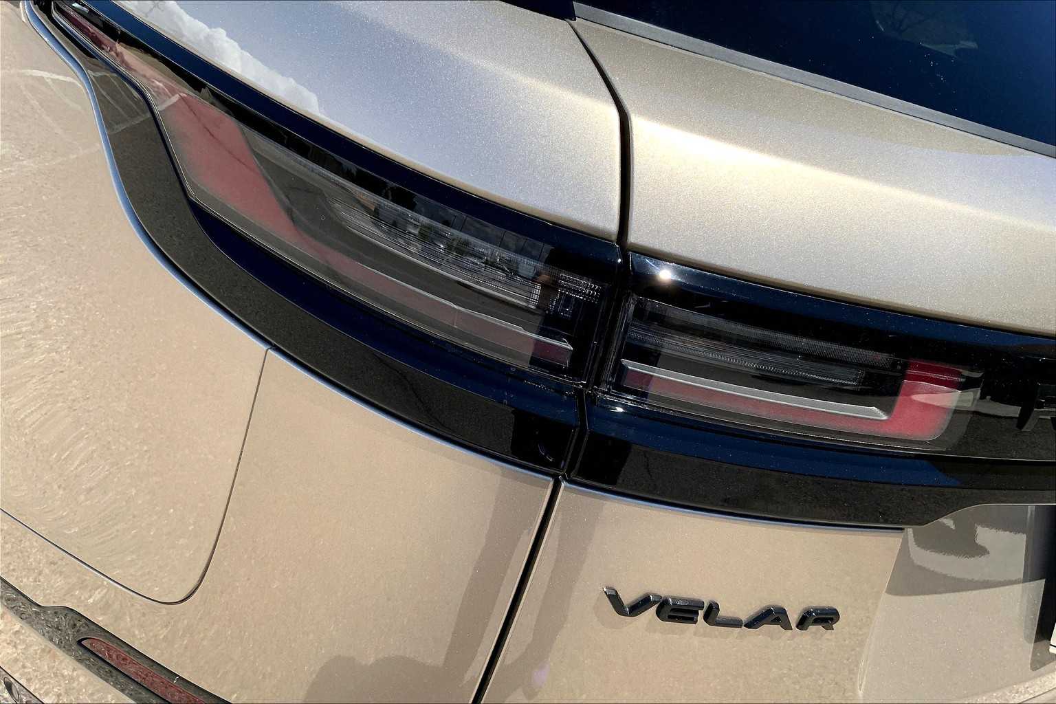 2026 Land Rover Range Rover Velar Velar SE photo 10