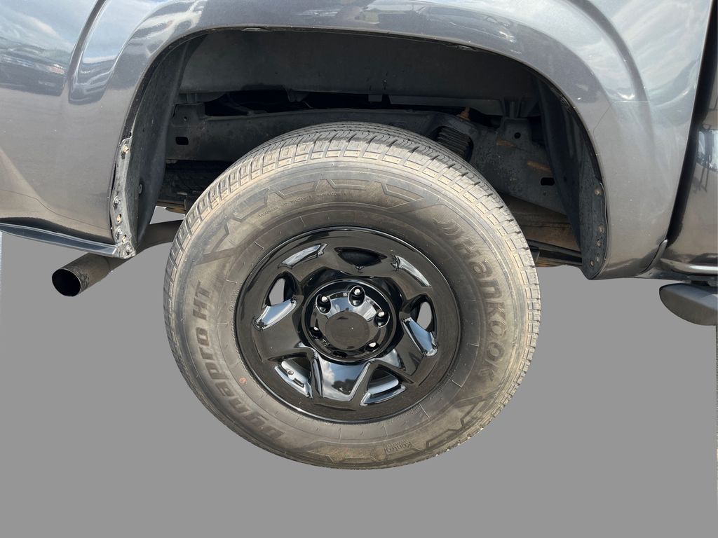 2021 Toyota Tacoma SR 4x4 Double Cab photo 23