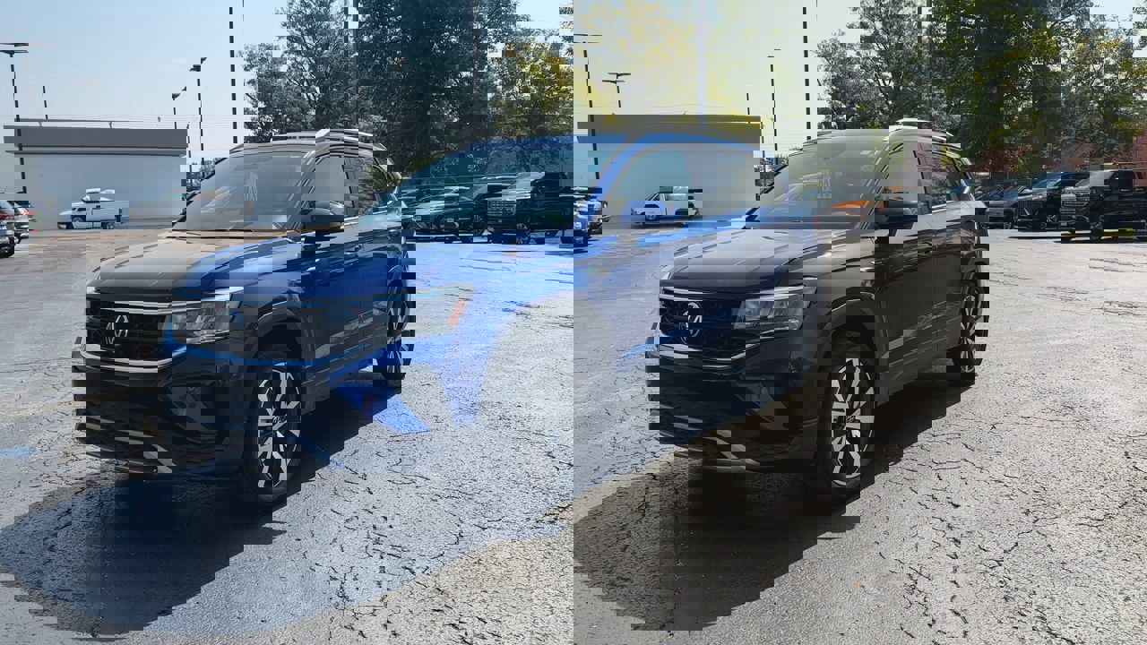 2022 Volkswagen Taos SE photo 4