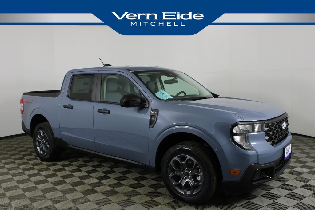 2025 Ford Maverick XLT's photo