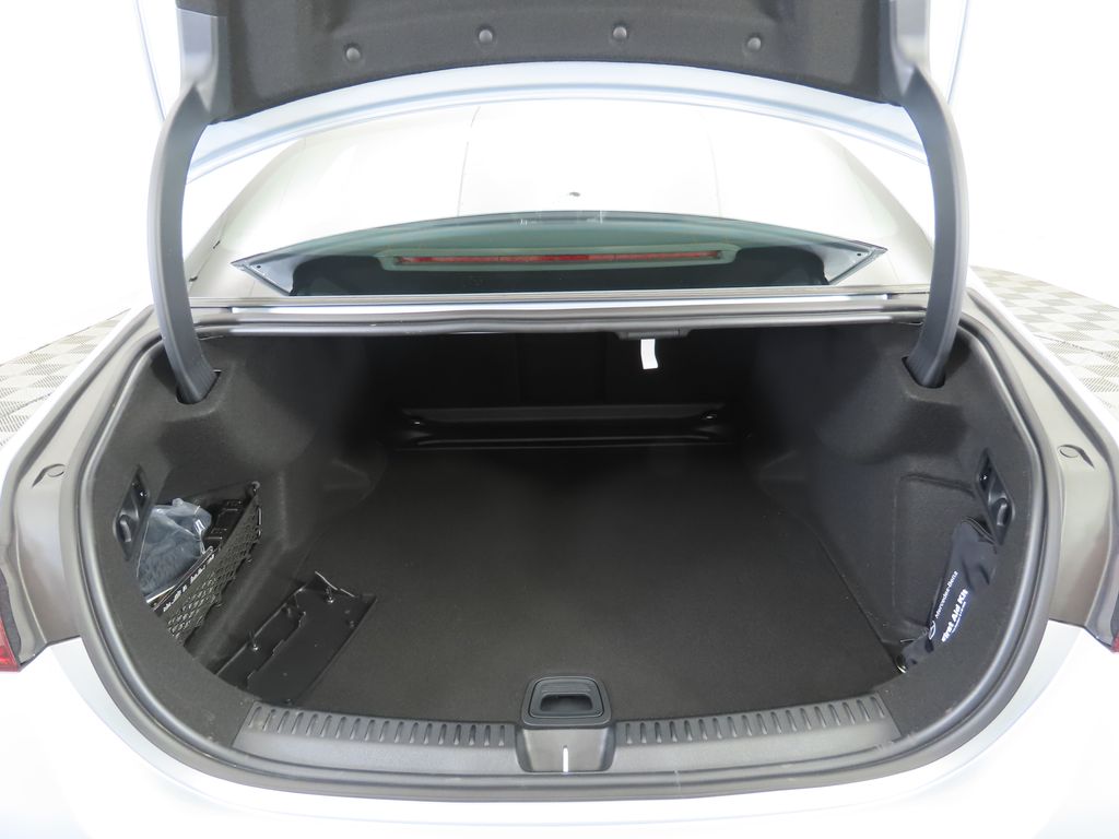 2026 Mercedes Benz E 350 4MATIC photo 27