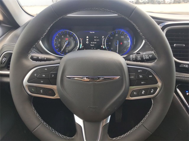 2026 Chrysler Pacifica photo 20