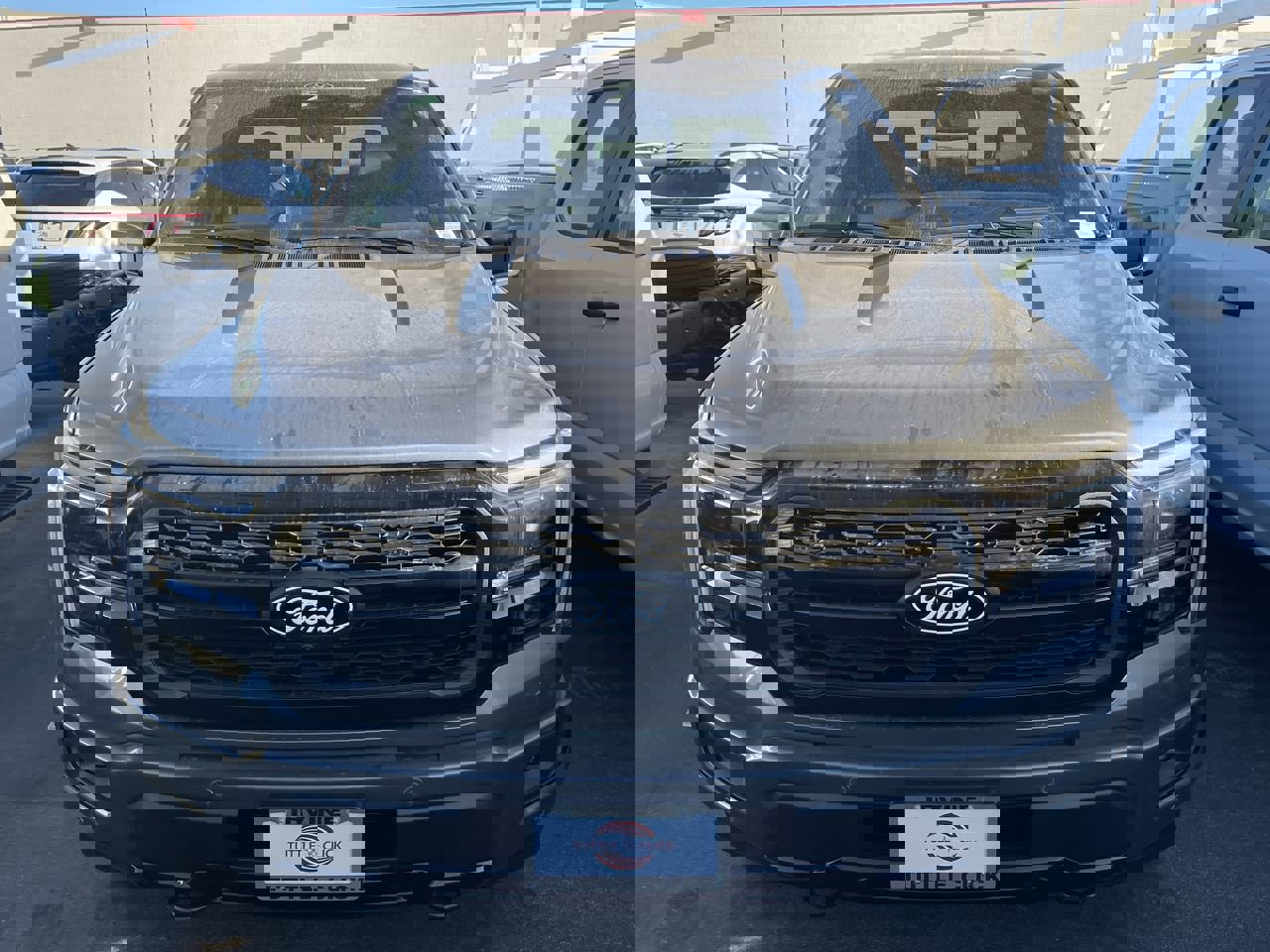 2025 Ford F-150 Lariat photo 2