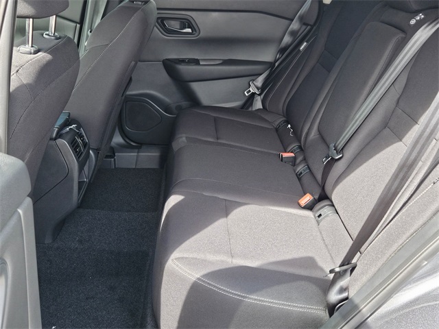 2026 Nissan Rogue S photo 5