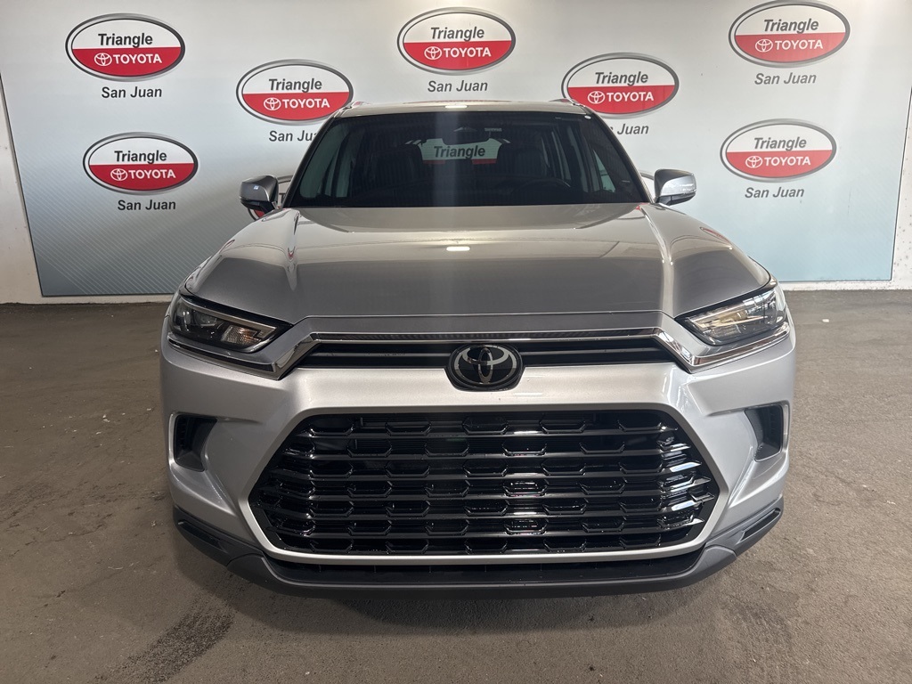 2024 Toyota Highlander Hybrid XLE photo 2