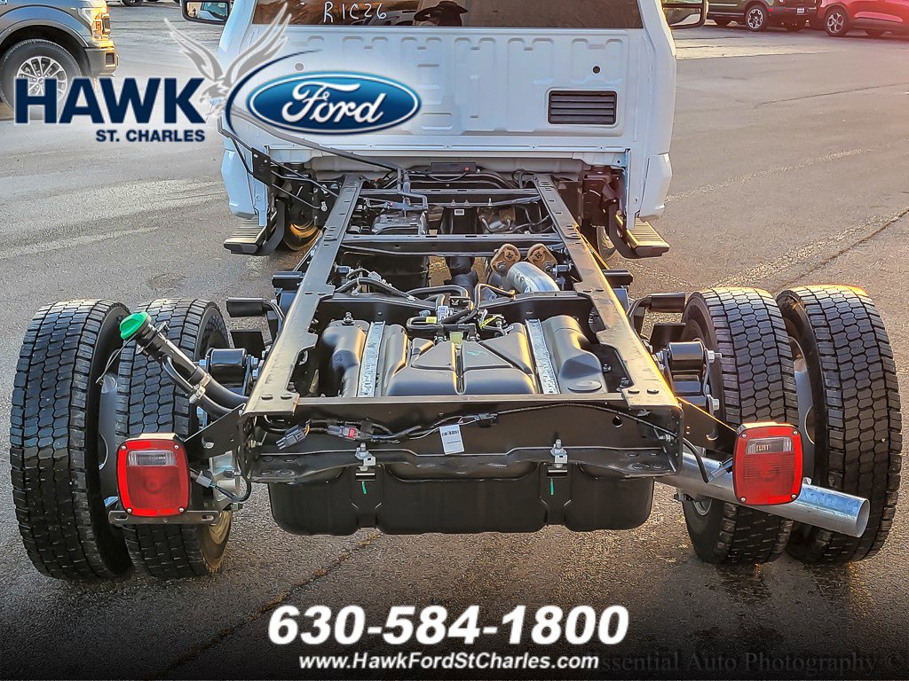 2026 FORD F-450 - Image 4