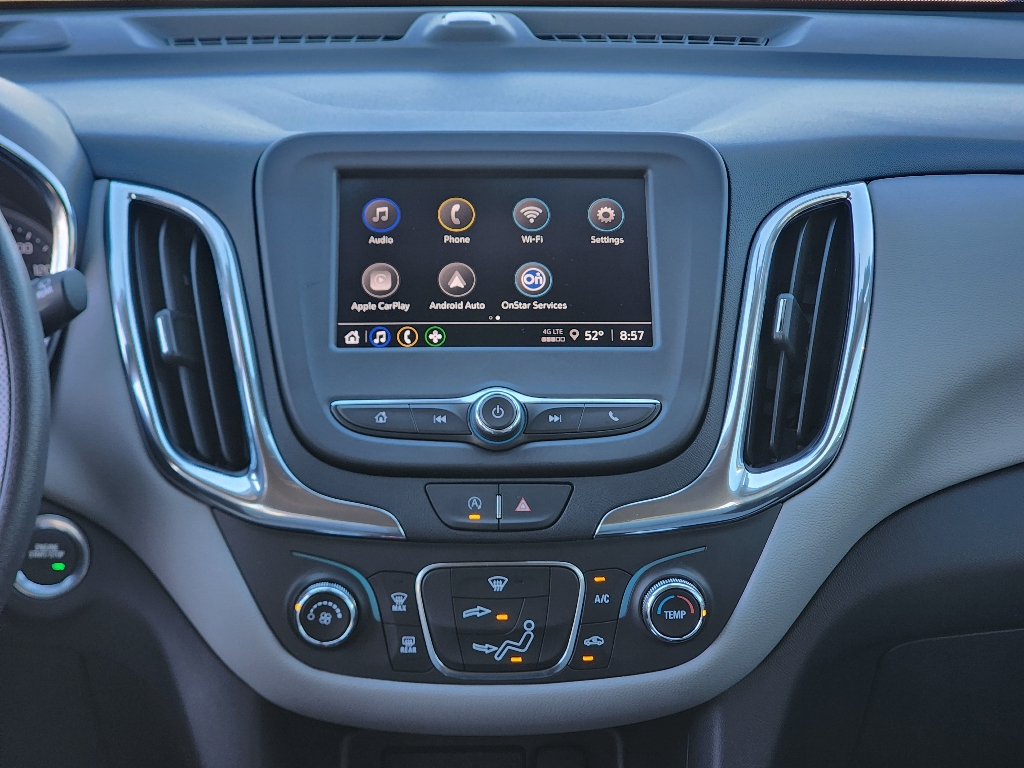 2023 Chevrolet Equinox LS photo 3