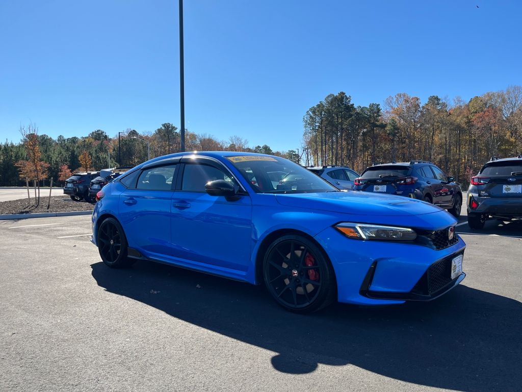 2025 Honda Civic Hatchback Type-R's photo