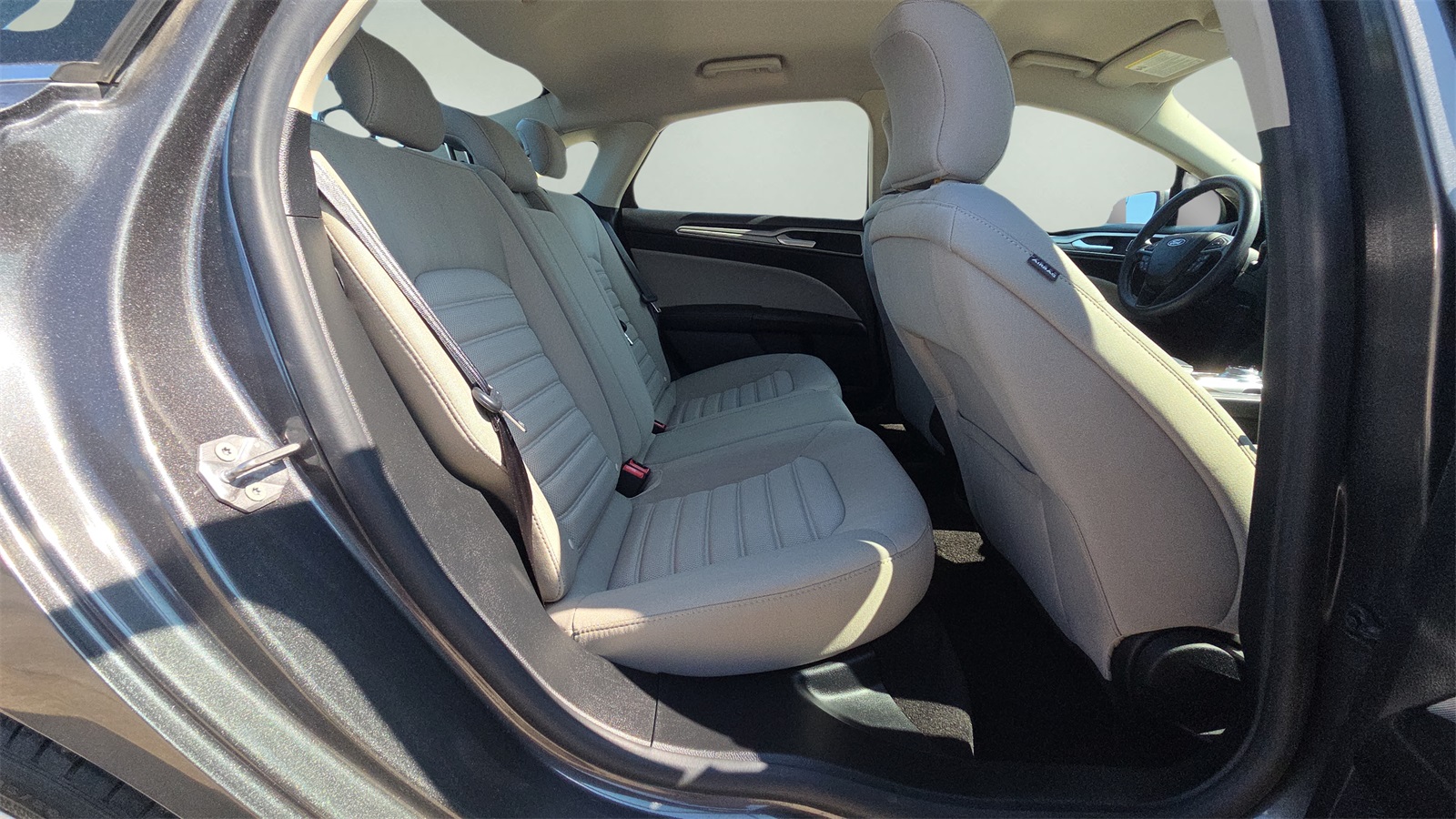 2018 Ford Fusion Hybrid S photo 14