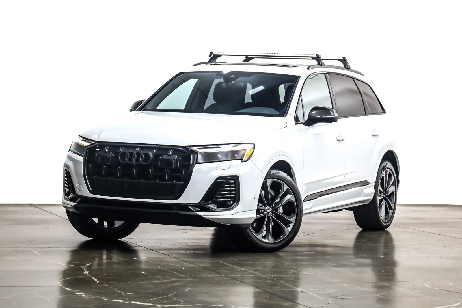 2025 Audi Q7 Premium Plus's photo