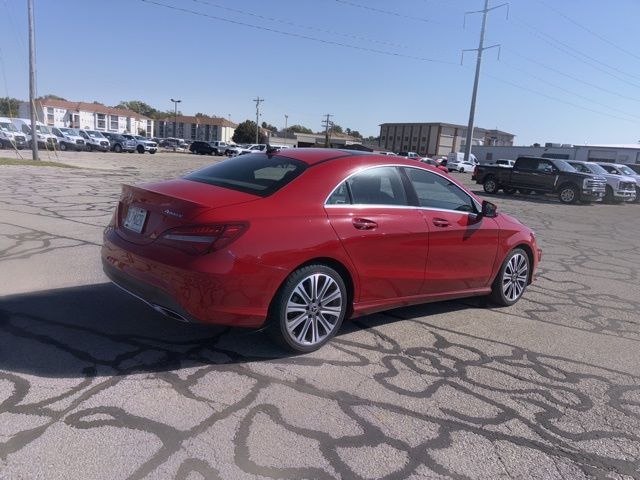 2019 Mercedes Benz CLA 250 4MATIC photo 3
