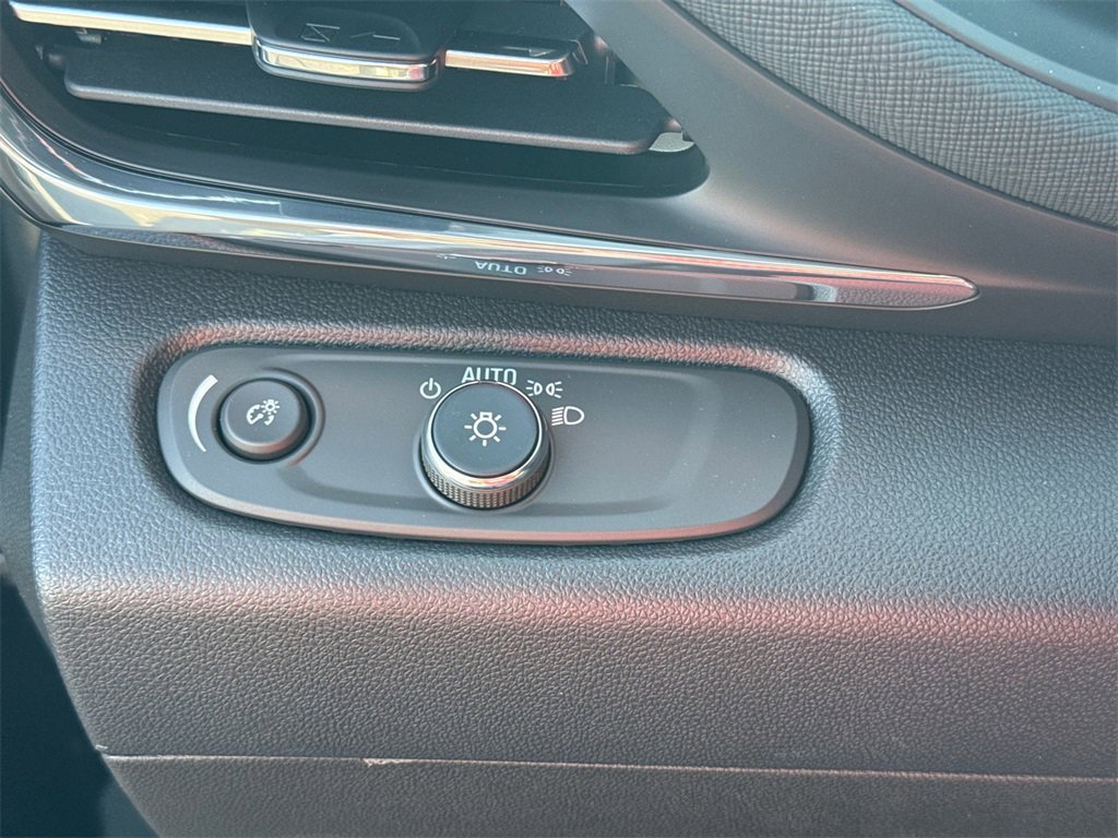 2026 BUICK ENVISTA - Image 15