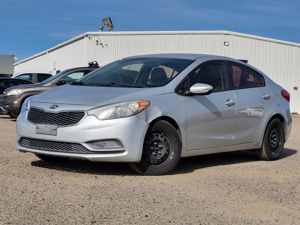 2015 Kia Forte LX's photo