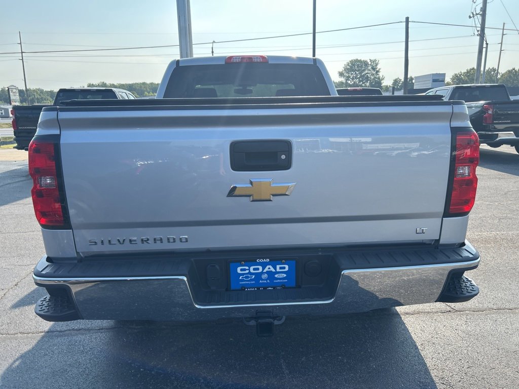 2018 Chevrolet Silverado 1500 LT photo 4