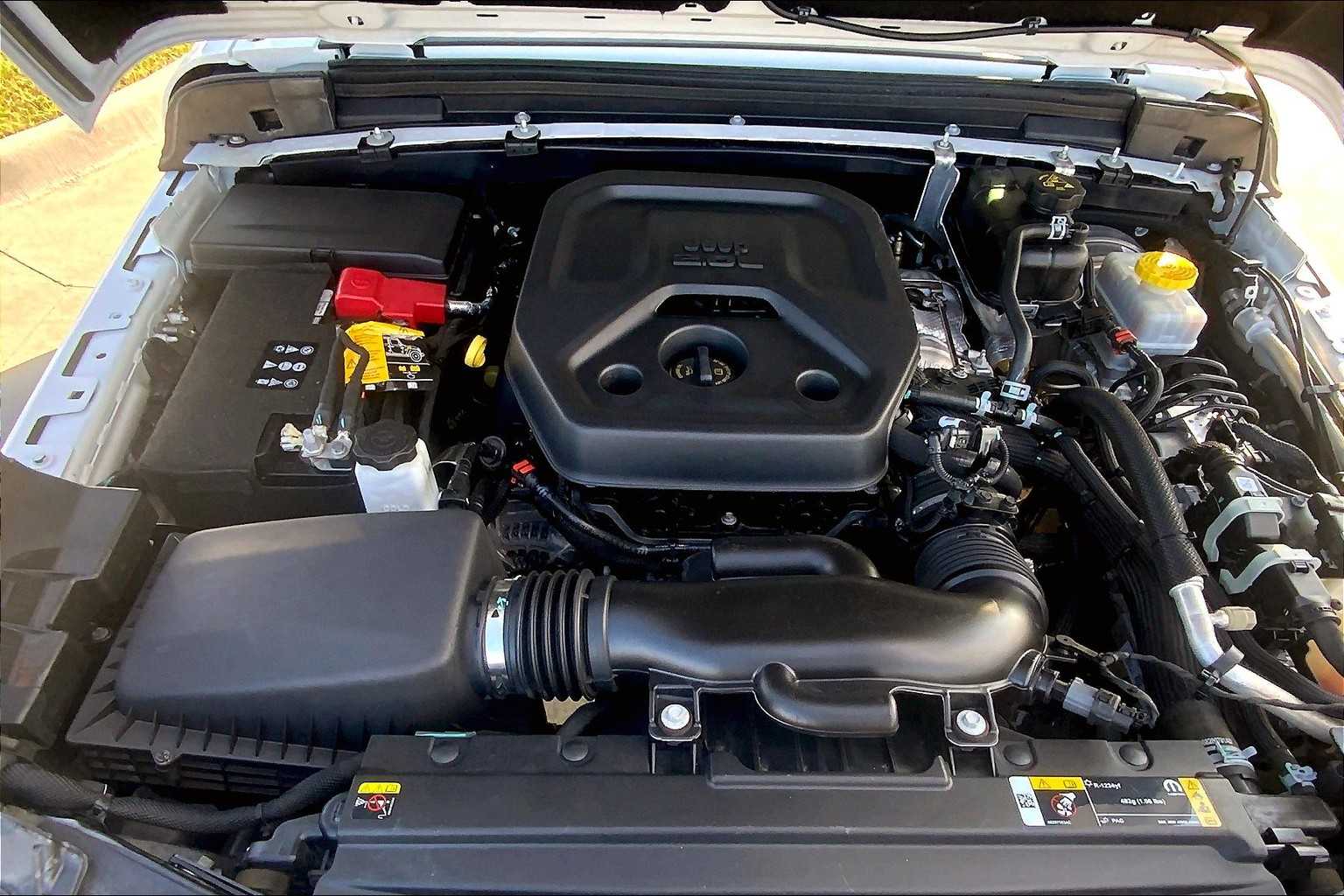 2023 Jeep Wrangler Sport S photo 27