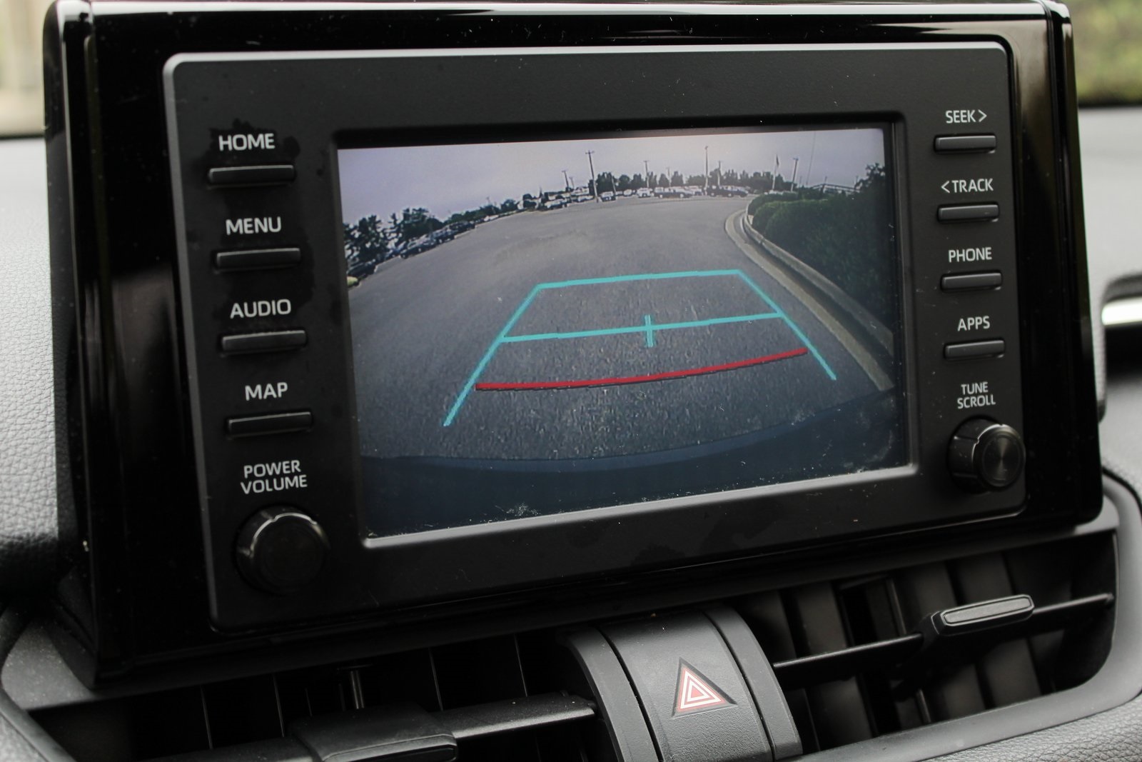 2019 Toyota RAV4 LE photo 15