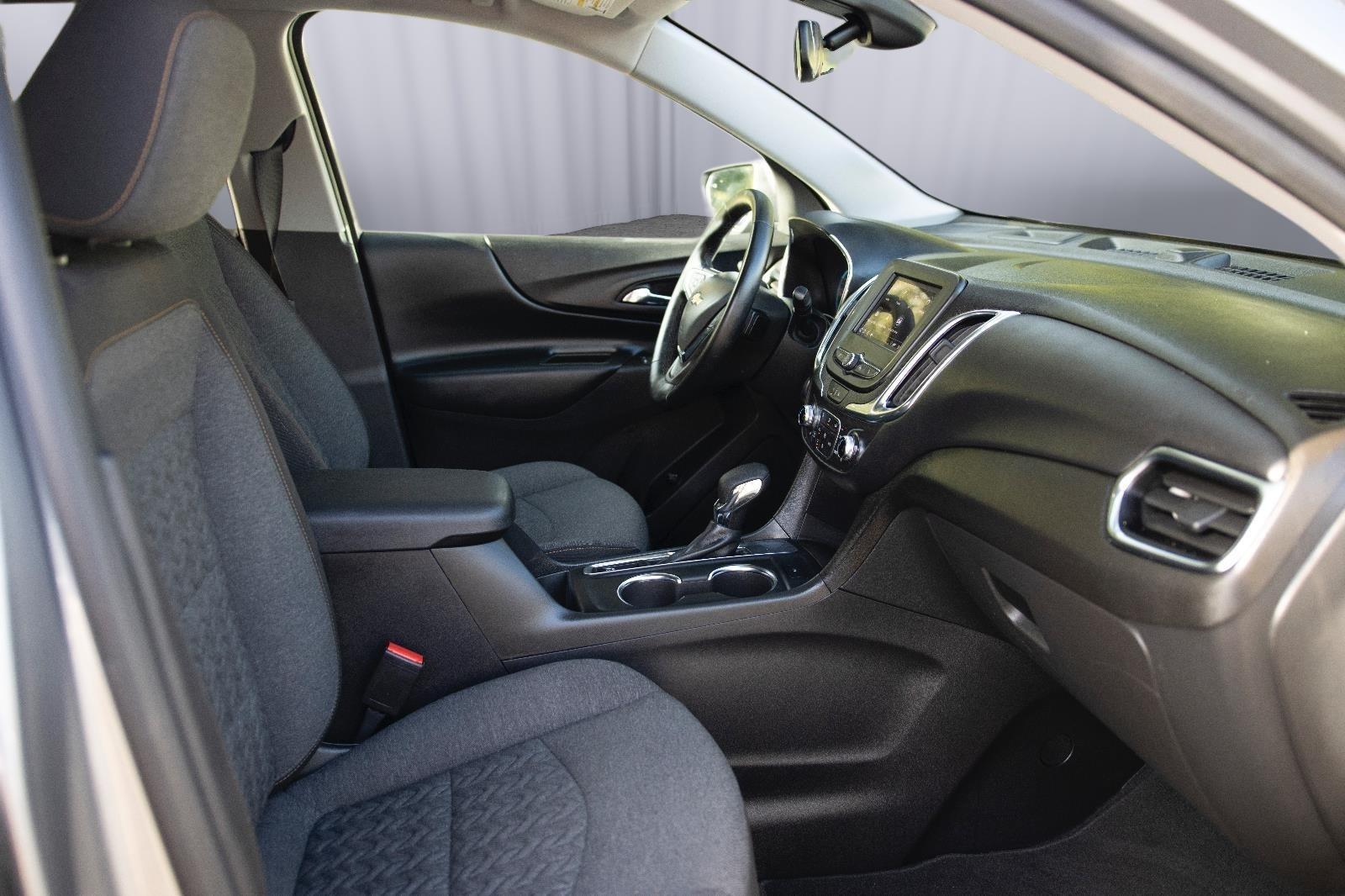 2024 Chevrolet Equinox LT photo 13