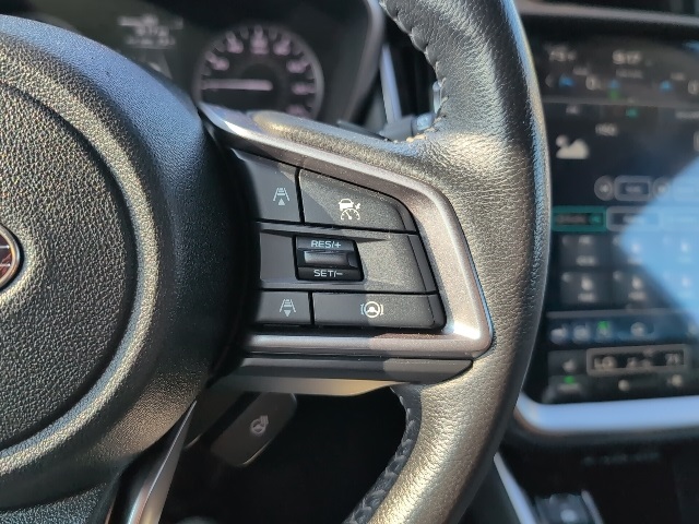 2023 Subaru Outback Limited photo 4