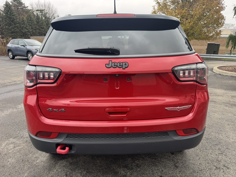 2019 Jeep Compass Trailhawk photo 2