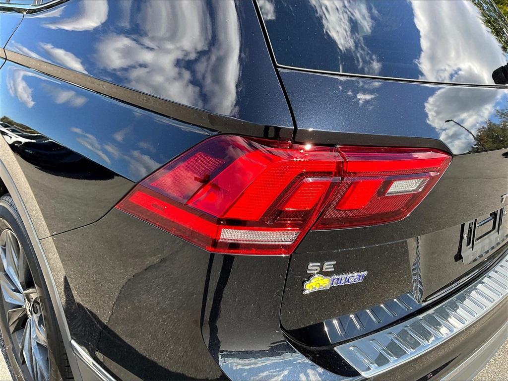2022 Volkswagen Tiguan SE photo 30