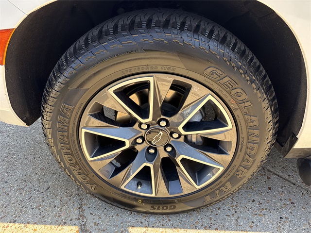 2023 Chevrolet Tahoe Z71 photo 9