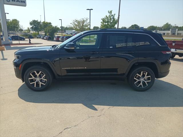2023 Jeep Grand Cherokee Limited photo 3
