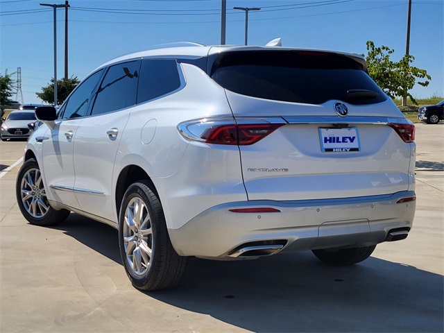 2023 Buick Enclave Premium photo 3