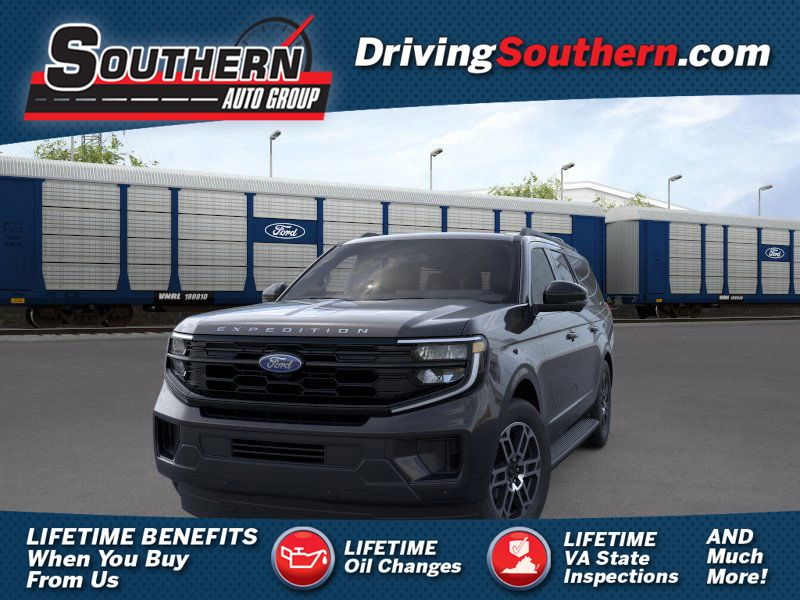2025 Ford Expedition Active's photo