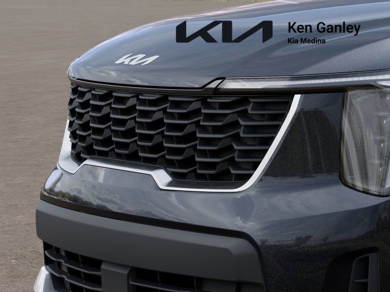 2026 Kia Sorento LX photo 9