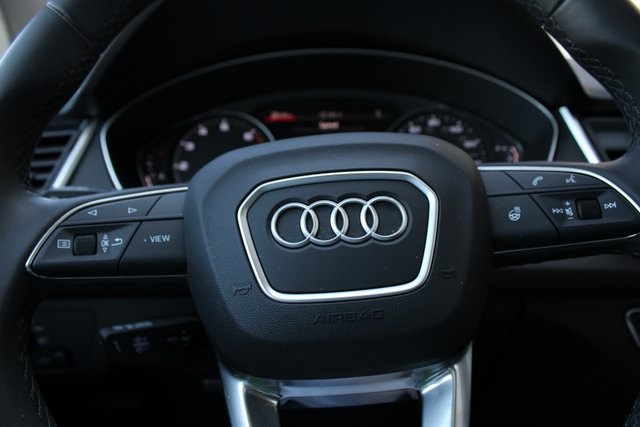 2024 Audi Q5 45 S line Premium photo 6