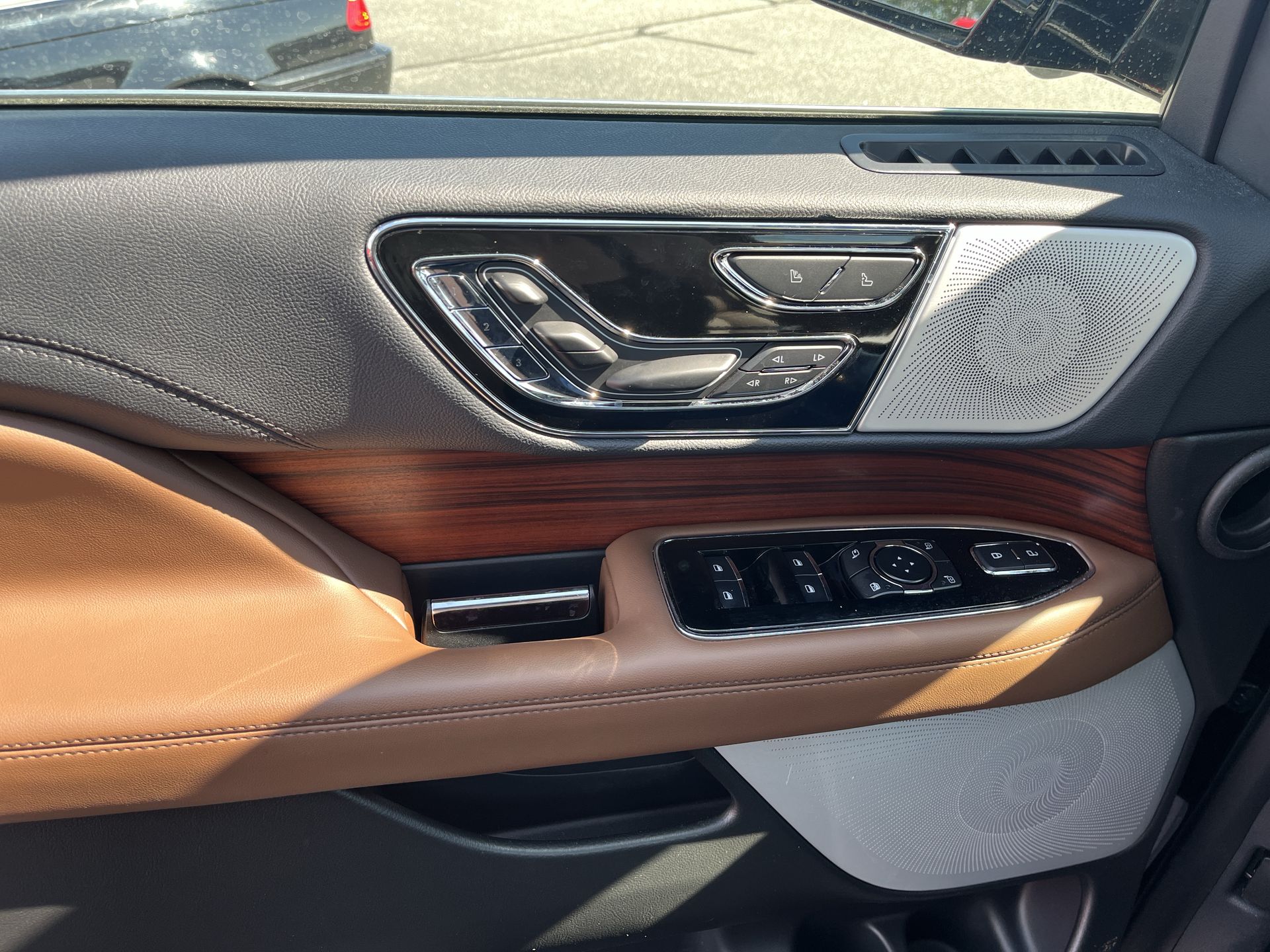 2024 Lincoln Navigator Reserve photo 4