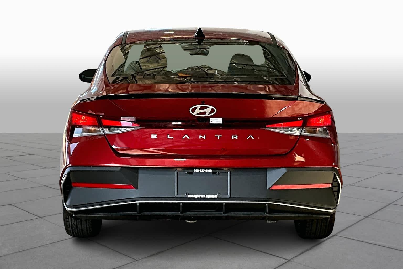 2025 Hyundai Elantra SEL Sport photo 4