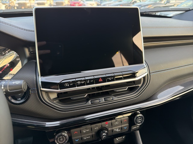 2026 Jeep Compass Limited Altitude photo 7