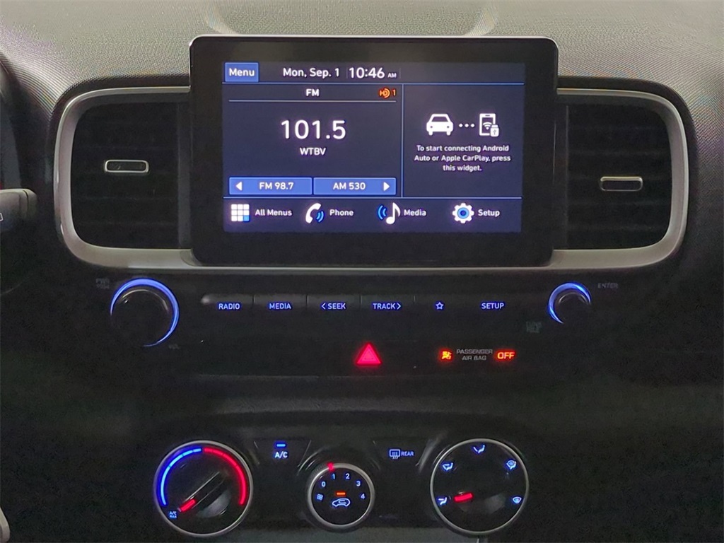 2024 Hyundai Venue SE photo 15