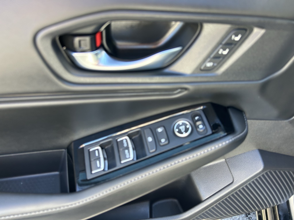2023 Honda Accord Hybrid Touring photo 9