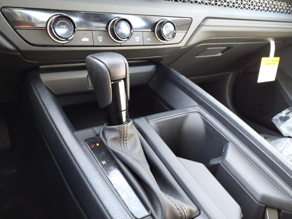 2025 Honda Accord LX photo 8