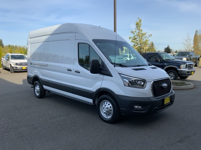 2024 Ford Transit photo 3