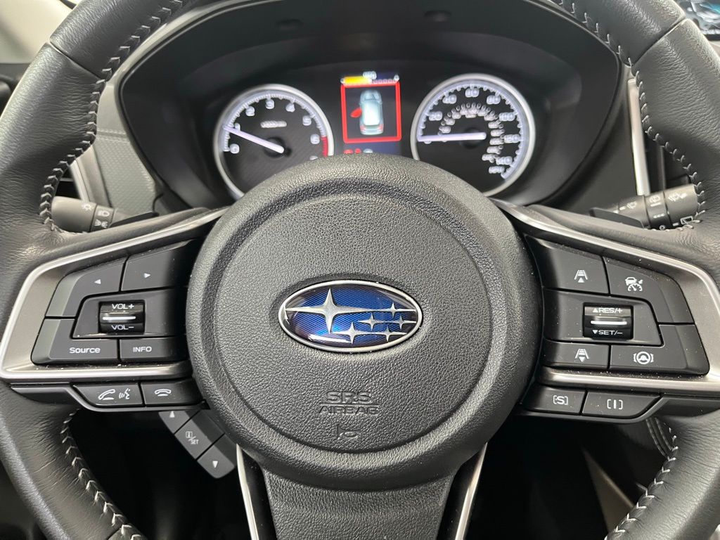 2022 Subaru Forester Limited photo 17