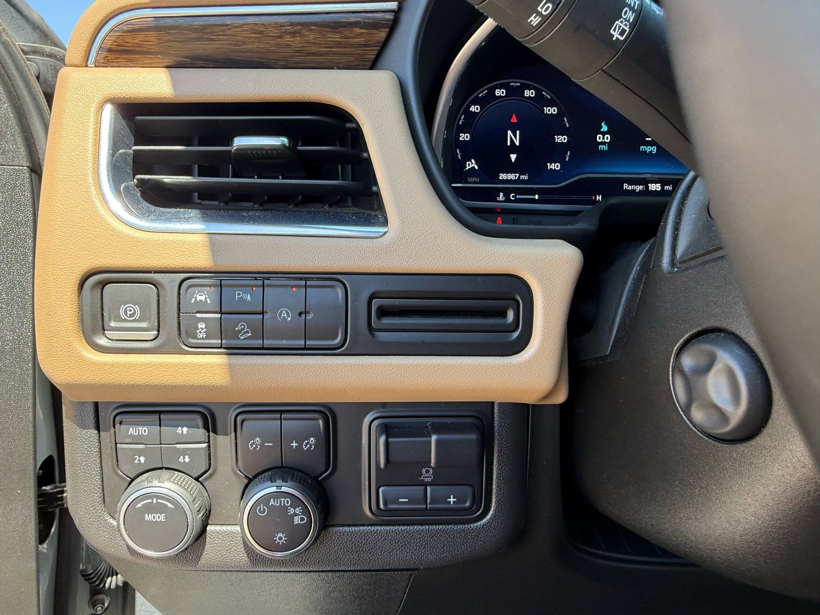 2023 Chevrolet Tahoe Premier photo 17