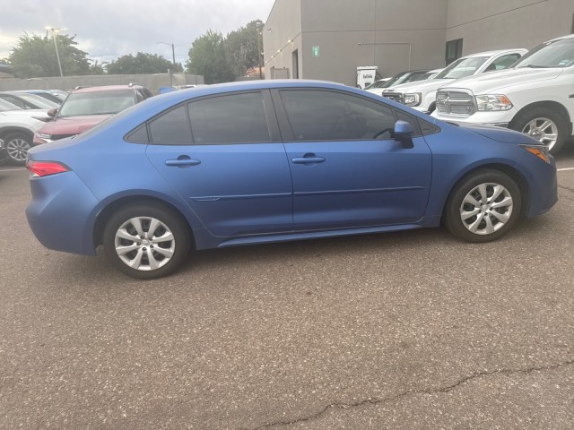 Used 2023  Toyota LE image 10