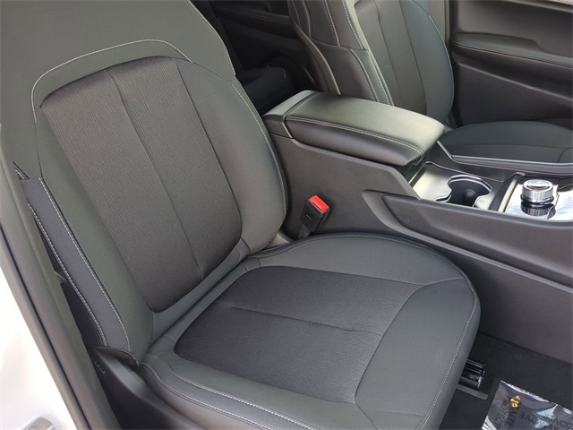 2025 Jeep Grand Cherokee Laredo photo 28