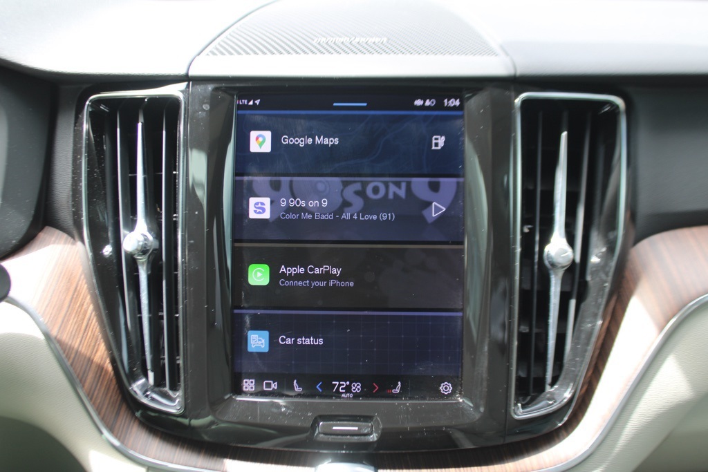 2022 Volvo XC60 Inscription R-Design Expression T8 Momentum B5 photo 16