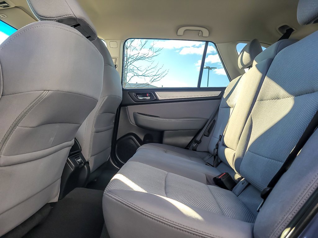 2018 SUBARU OUTBACK - Image 9