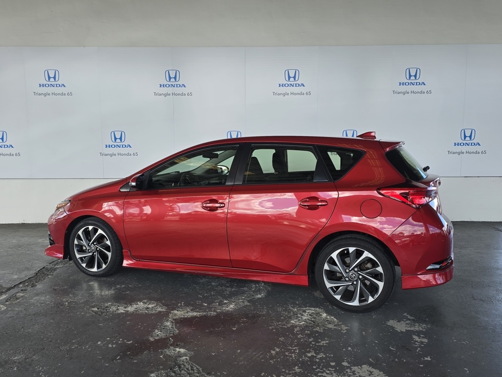 2018 Toyota Corolla iM photo 3