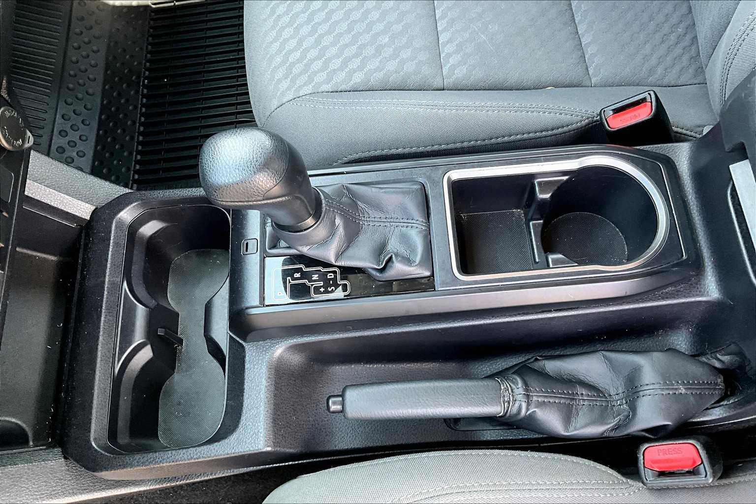 2023 Toyota Tacoma SR photo 13