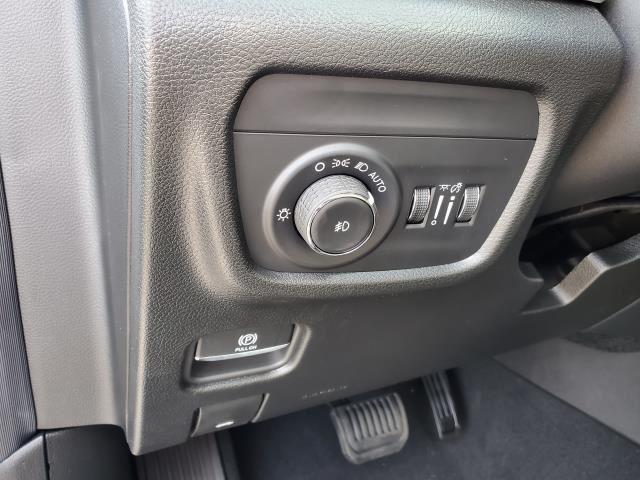 2025 Jeep Grand Cherokee Limited photo 6
