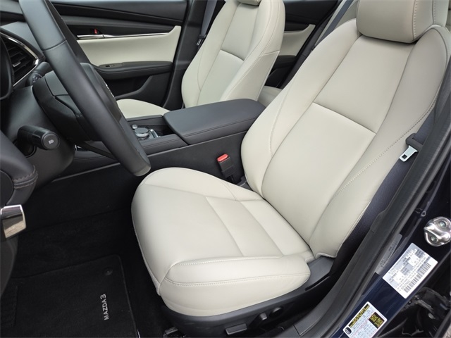 2025 Mazda Mazda3 2.5 s Preferred photo 16