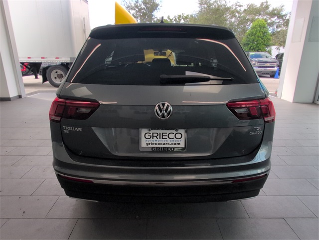 2018 Volkswagen Tiguan SEL photo 11